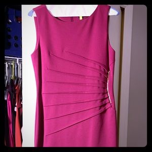 Ivanka Trump Berry Modern Sheath Dress Size 6